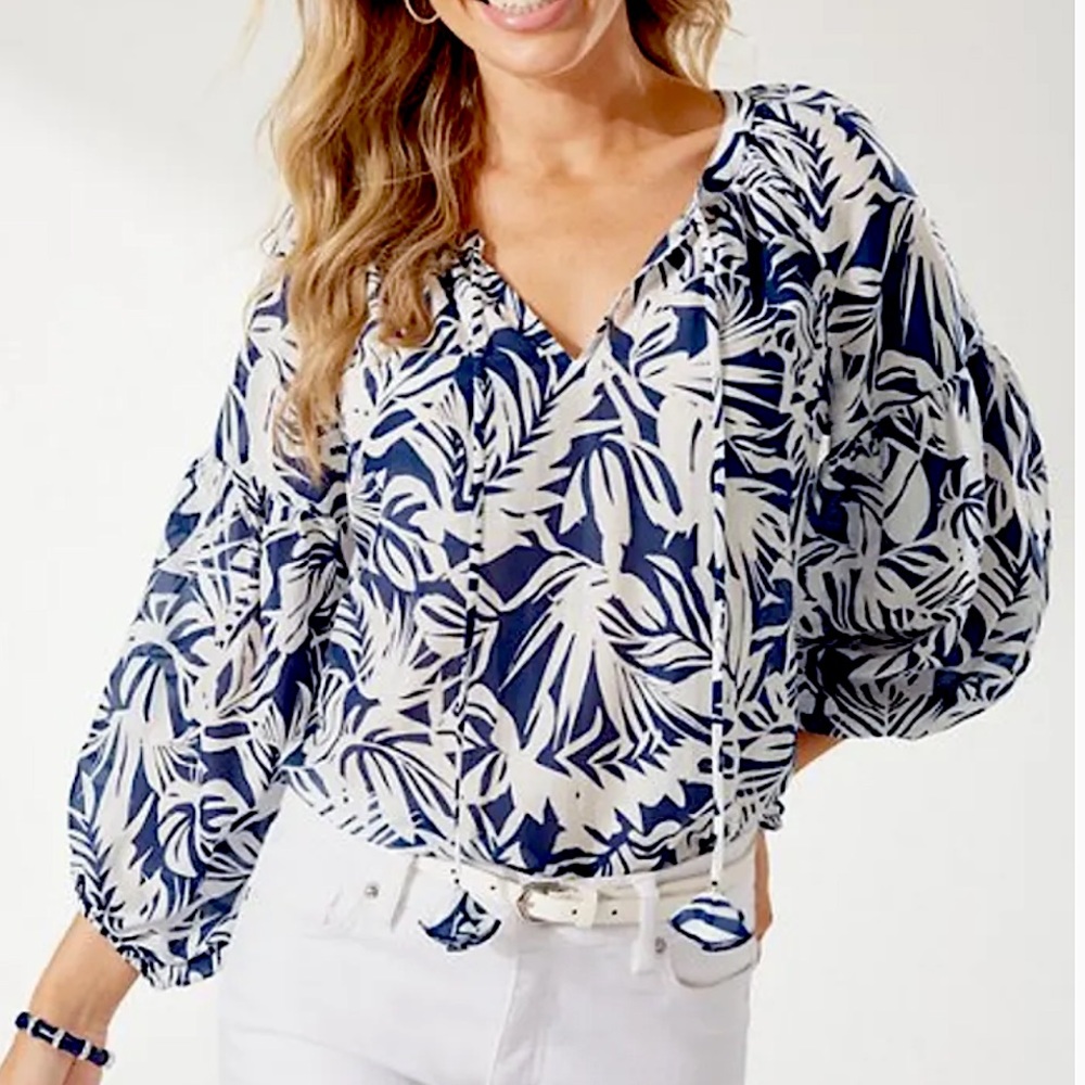 Tommy Bahama All My Fronds Top 3/4 Sleeve - Picture 2 of 14